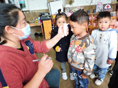 有关疫情幼儿园入校体温检测制度